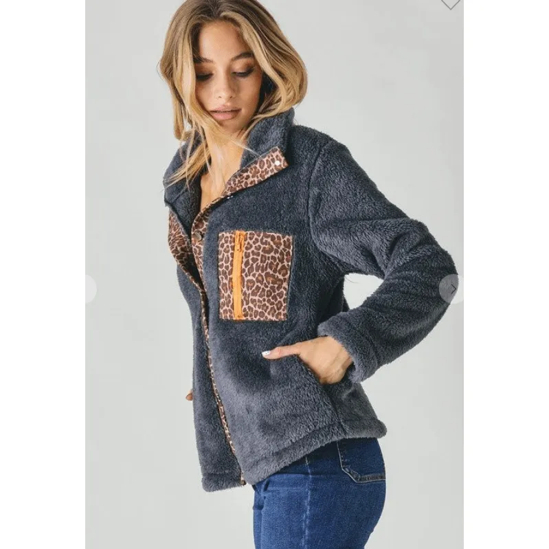 Button down cheetah sherpa