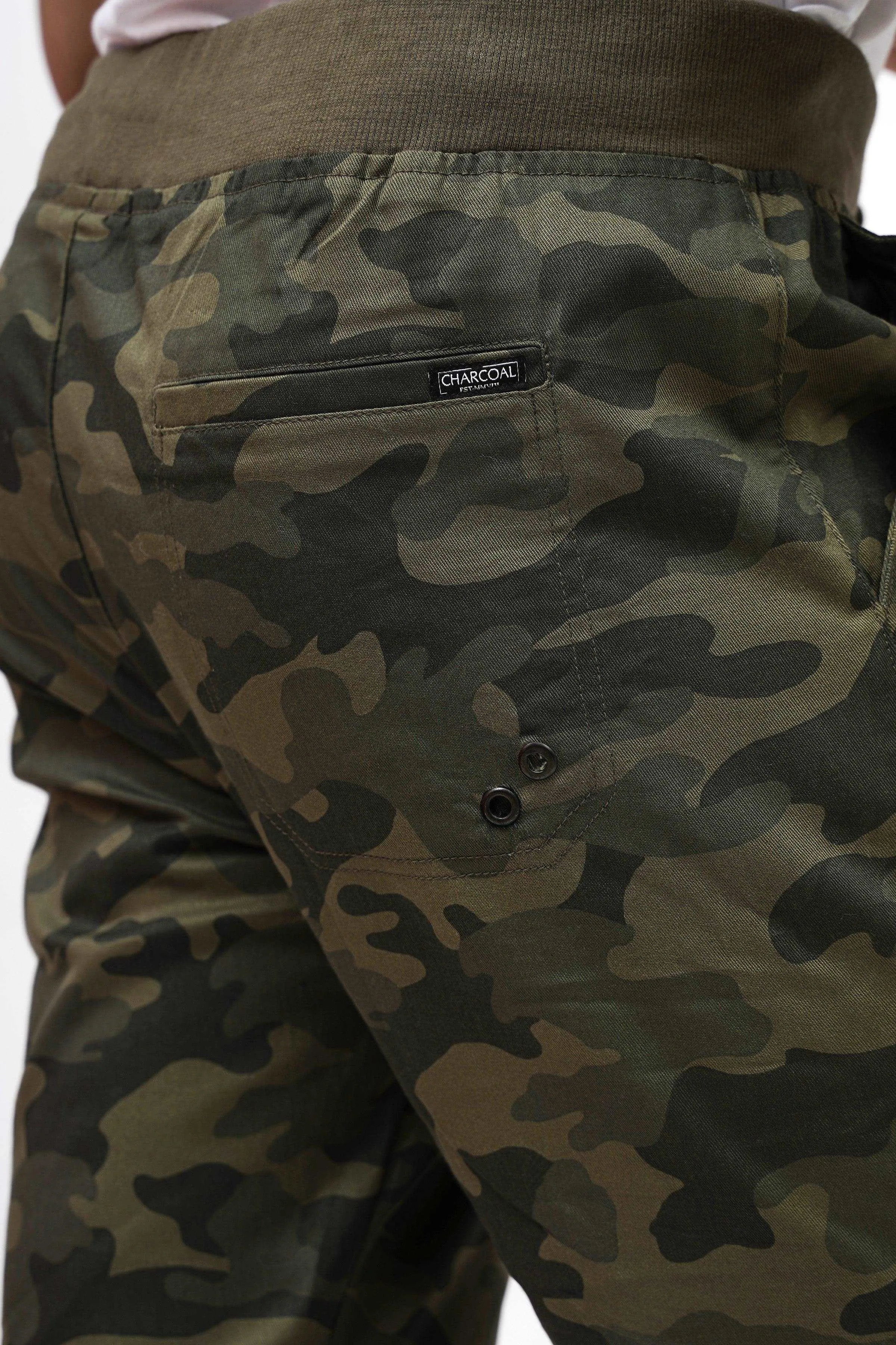 CAMOUFLAGE JOGGER SLIMFIT CAMOUFLAGE PRINT TROUSER