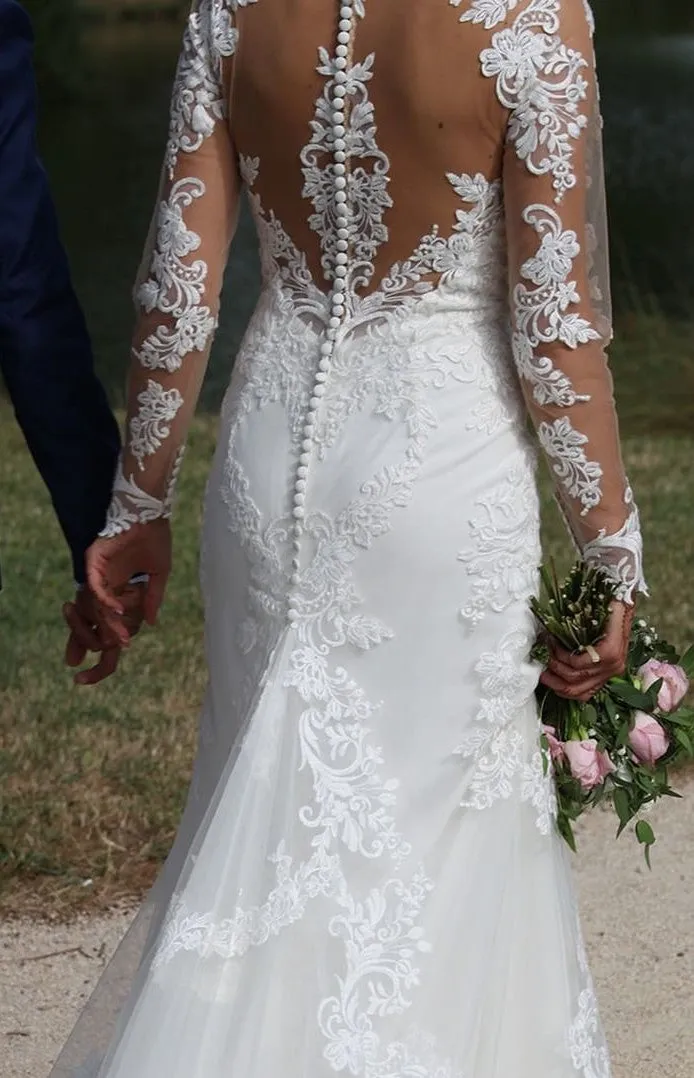 Mermaid Long Sleeve Sheer Lace Wedding Dress