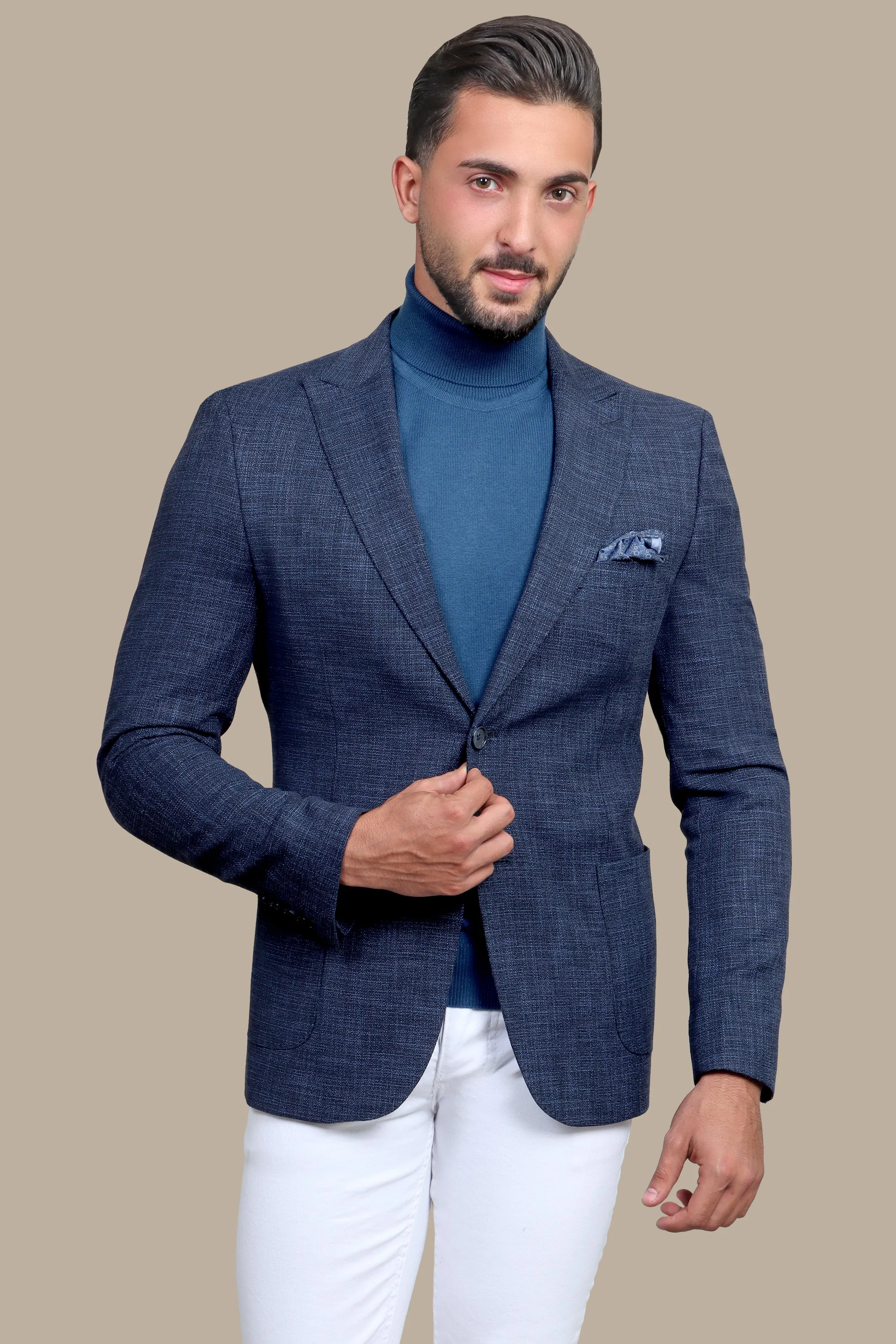 Navy Sophistication: Filafil Cotton Peak Blazer