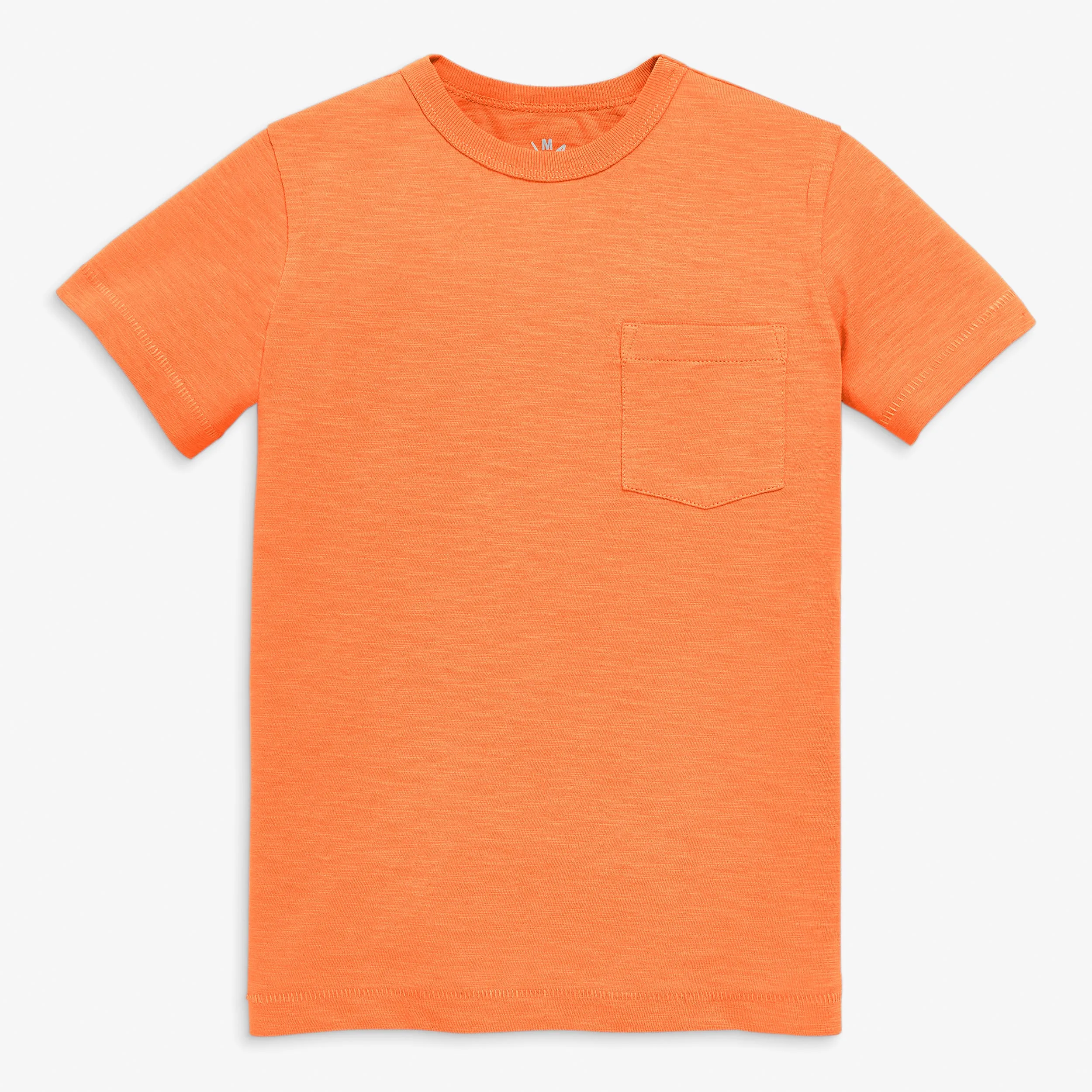 Pocket tee in seasonal colors