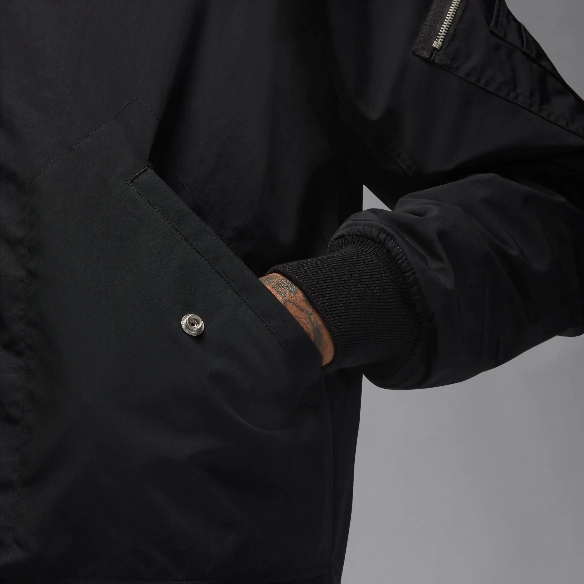 RENEGADE JACKET "BLACK"