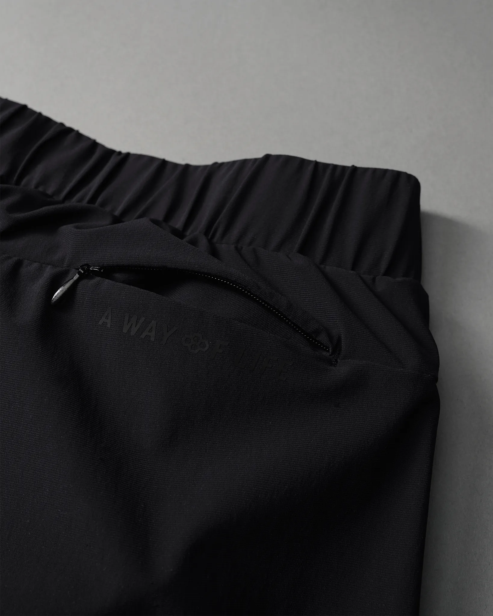 RUDIS Lightweight Tech Jogger