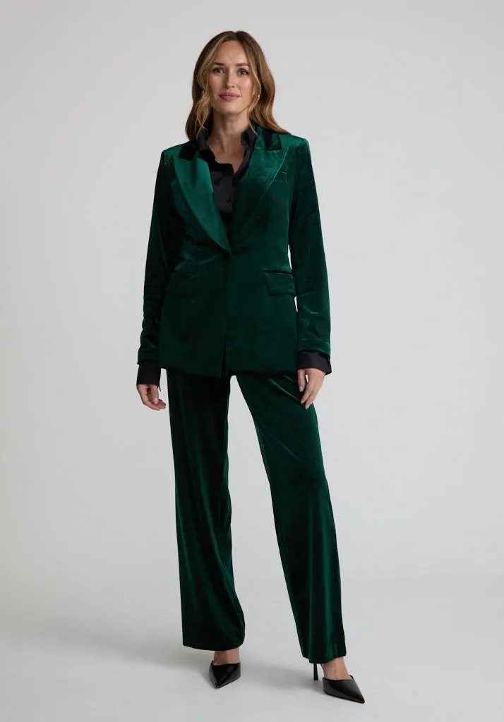 Sienna Tailored Velvet Blazer In Green