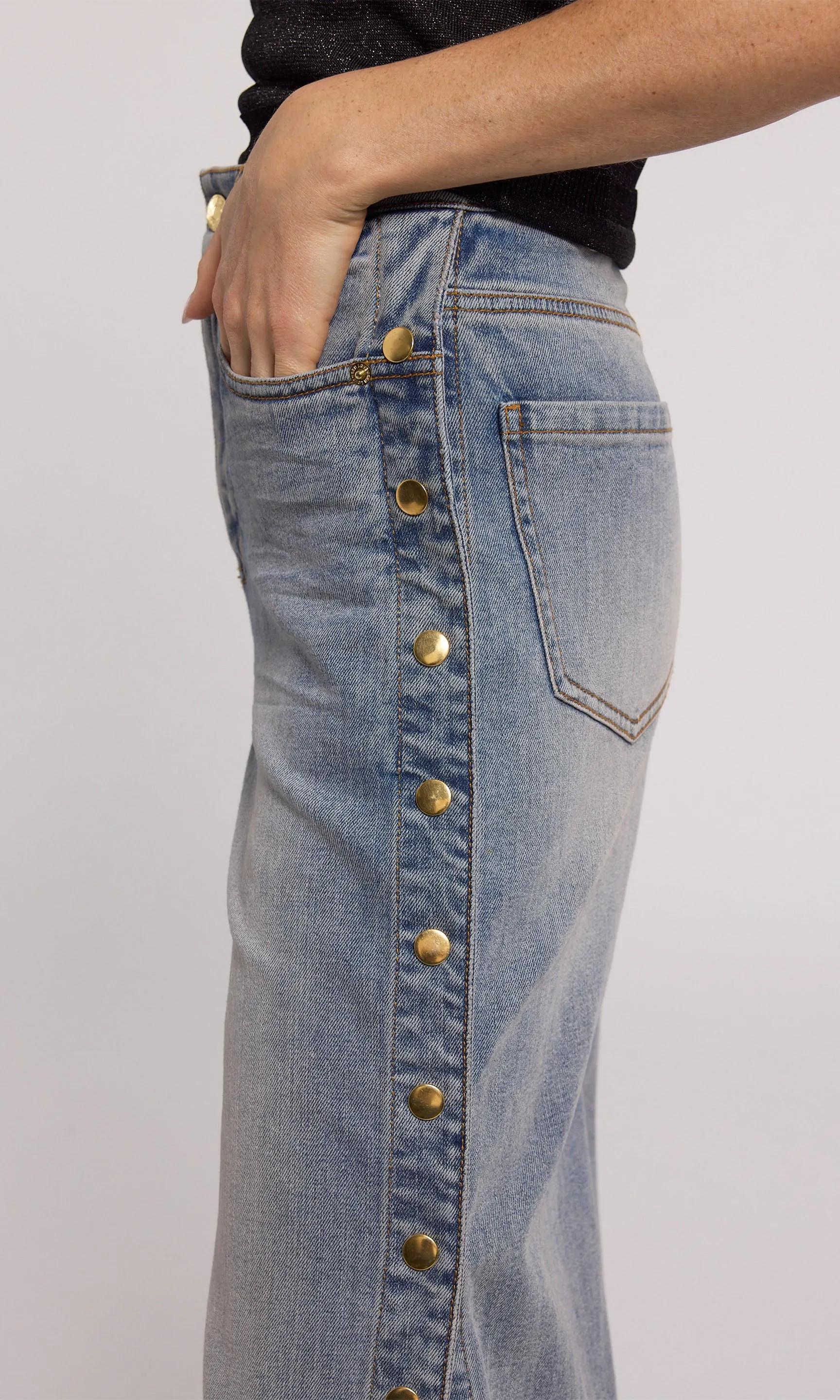 Stassia Snap Jeans