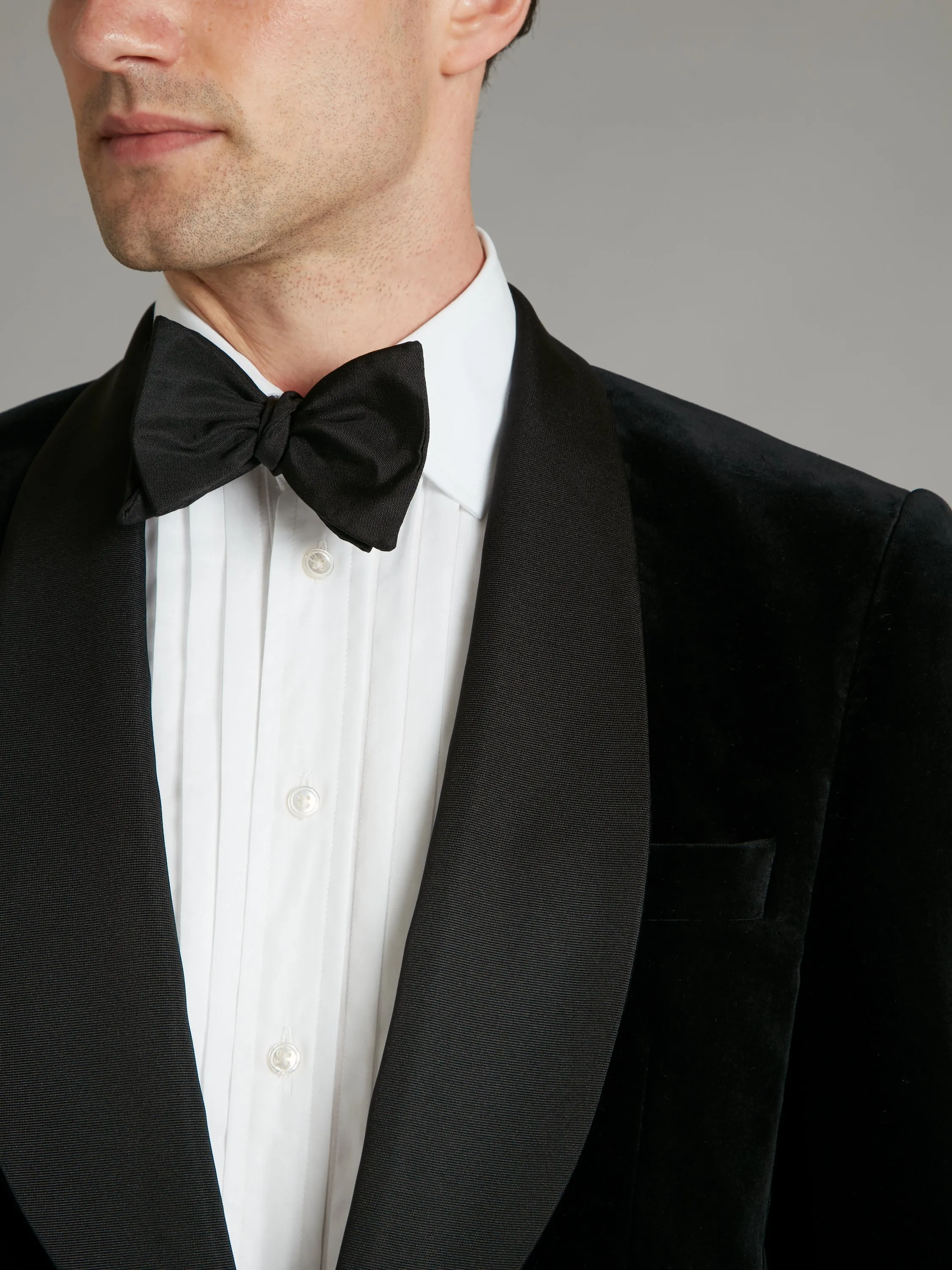 Whittaker Smoking Jacket - Black Velvet